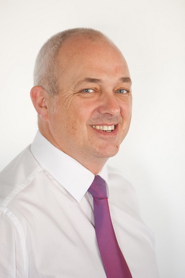 Presenter Andy Midwinter